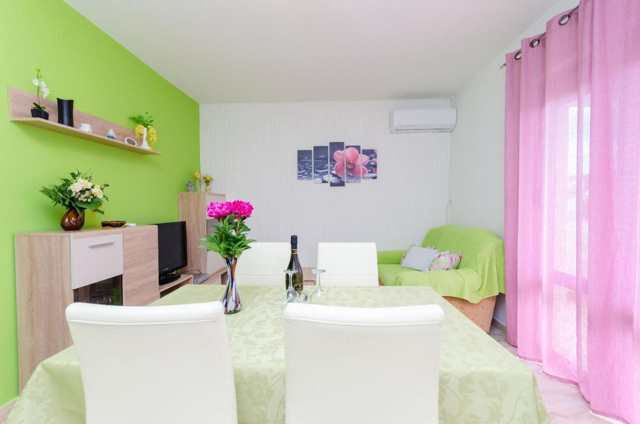 Apartment Branko Lopar Exterior foto